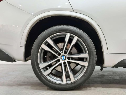 BMW X5 3.0 M50d SUV 5dr Diesel Auto xDrive Euro 6 (s/s) (381 ps) 52