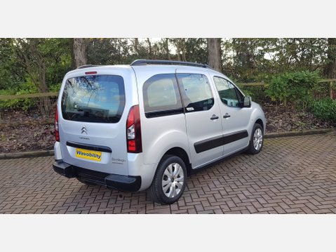 Citroen Berlingo MULTISPACE AIRDREAM XTR EGS E-HDI 9