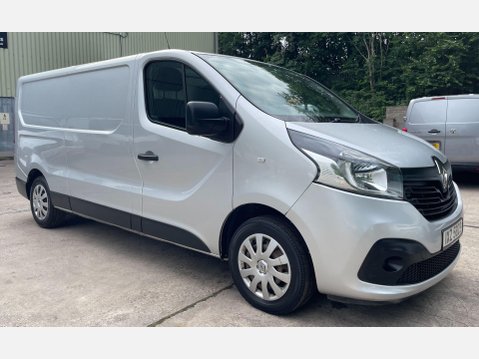 Renault Trafic 1.6 dCi ENERGY 29 Business+ Panel Van 5dr Diesel Manual LWB Standard Roof E 5