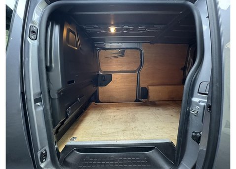 Citroen Dispatch 2.0 BlueHDi 1400 Enterprise Pro M Panel Van 6dr Diesel Manual FWD 2 Euro 6 40