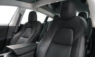 Tesla Model 3 RWD GROK AI Ryzen Chip 1 Owner Adaptive LEDs Heat Pump Panoramic Roof VAT Q 20