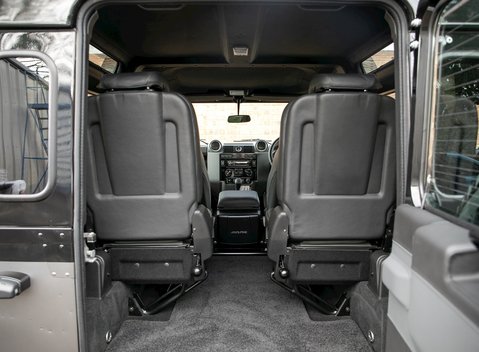 Land Rover Defender 90 Autobiography Edition 26