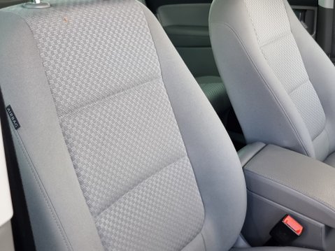 SEAT Alhambra TDI ECOMOTIVE S 19