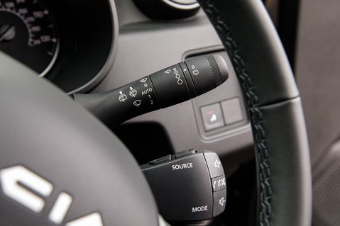 Dacia Duster EXTREME SE TCE 17