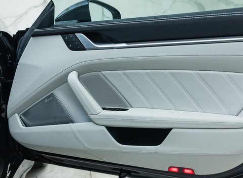 Porsche 911 Turbo S (992) 27