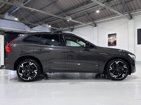 Volvo XC60 B5 ULTIMATE AWD MHEV 7
