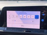 Volkswagen Golf 2.0 Golf R-Line TDI Semi-Auto 5dr 37