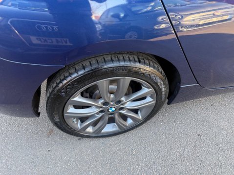 BMW 2 Series 2.0 218d Sport Auto Euro 6 (s/s) 5dr 27