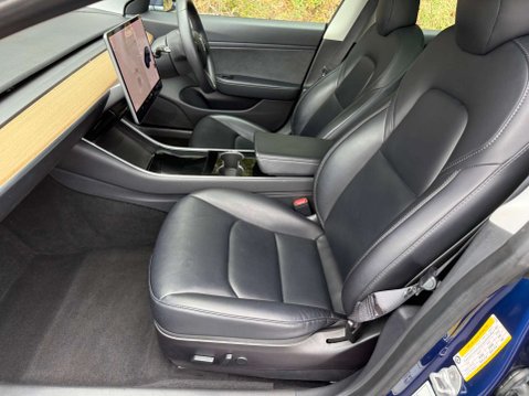 Tesla Model 3 Model 3 Performance AWD 4WD 4dr 21