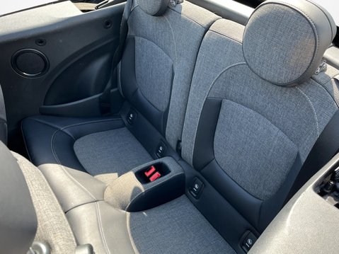 Mini Convertible 1.5 Cooper 2dr [Chili/Media Pack XL] 40