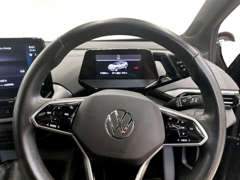 Volkswagen Id.5 Pro Performance 77kWh Style SUV 5dr Electric Auto (204 ps) 13