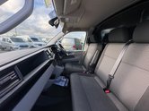 Volkswagen Transporter AUTO SWB L1H1 Low Roof Highline T28 Air 14