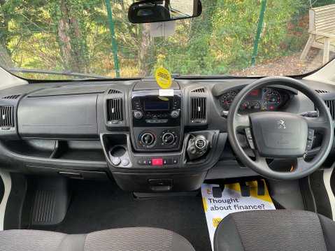Peugeot Boxer 2.2 440 L4 H2 17 Seat Minibus Lite Non-D1 with Telescopic Ramp. 4