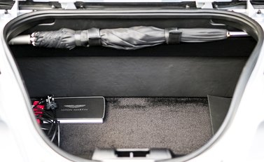 Aston Martin Zagato Vanquish Volante 36