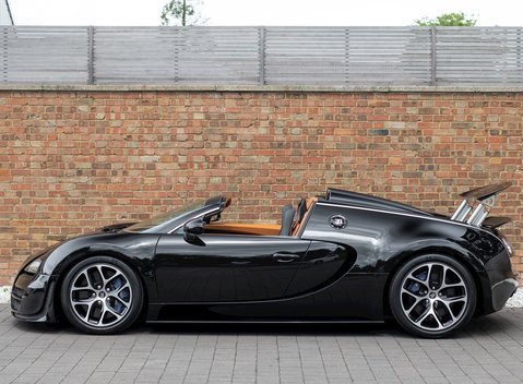 Bugatti Veyron Grand Sport Vitesse 2