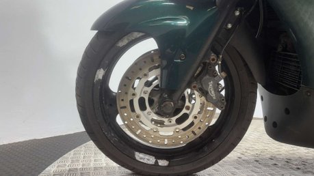 Triumph Trophy 1200 1999 SPARES OR REPAIR PROJECT BIKE LARGE 1200CC TOURER 32