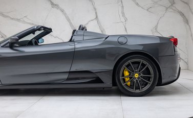 Ferrari F430 SCUDERIA SPIDER 16M 52