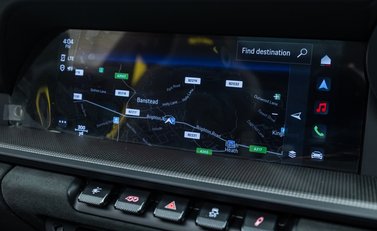 Porsche 911 Targa 4 GTS (992) 25