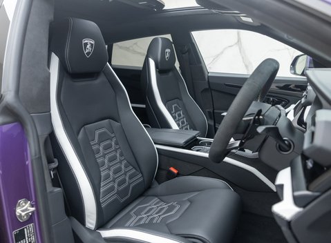 Lamborghini Urus SE 15