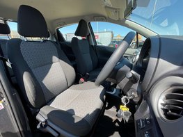 Toyota Yaris 1.0 Yaris TR VVT-i 5dr 43