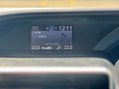 Toyota Noah Hybrid 1.8 60