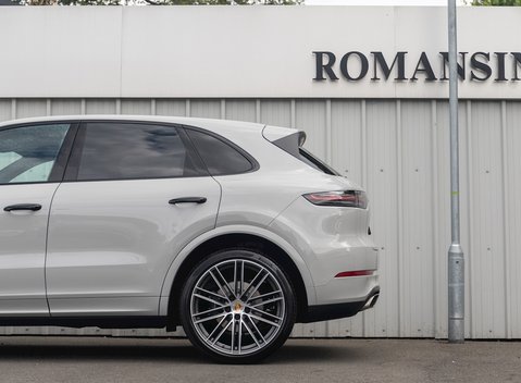 Porsche Cayenne V6 26