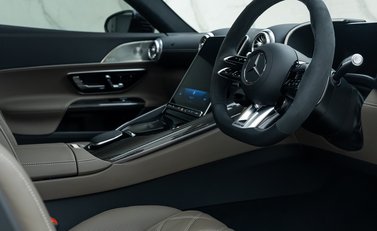 Mercedes-Benz Amg GT 63 Ultimate 13