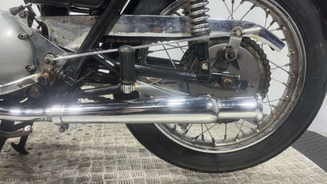 Triumph Bonneville 650 1973 GOOD RUNNING PROJECT BIKE CLASSIC BARN FIND 650CC 22