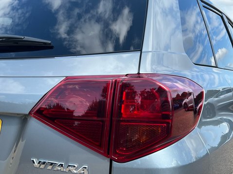 Suzuki Vitara SZ-T BOOSTERJET MHEV 19