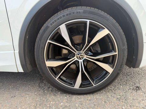 Volkswagen Tiguan 1.5 Tiguan R-Line TSi Semi-Auto 5dr 37