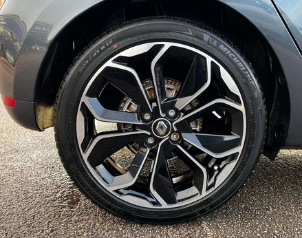 Renault Clio 0.9 Clio Iconic TCe 5dr 14