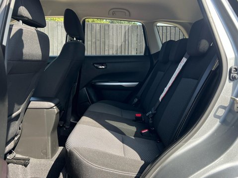 Suzuki Vitara SZ-T 21