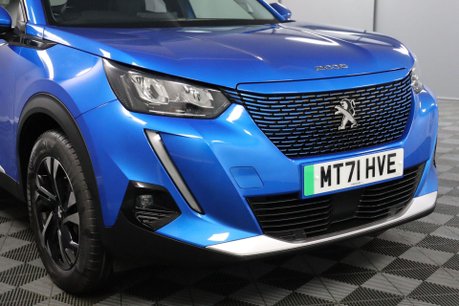 Peugeot 2008 ALLURE PREMIUM 26