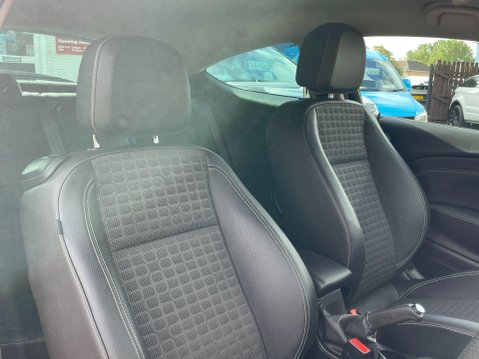 Vauxhall Astra GTC 1.6 CDTi ecoFLEX SRi Euro 6 (s/s) 3dr 21