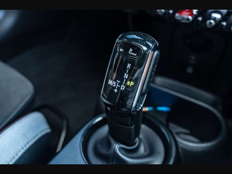 Mini Hatch 2.0 John Cooper Works Auto 3dr 18