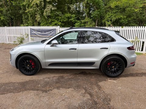 Porsche Macan GTS PDK 17