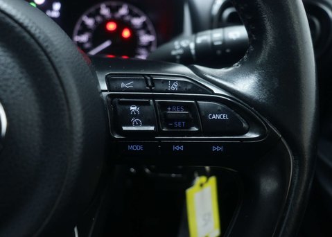 Toyota Yaris 1.5 Yaris Icon HEV CVT 5dr 33