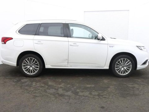 Mitsubishi Outlander PHEV DYNAMIC 2