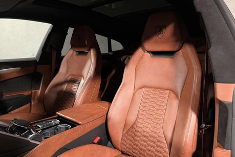 Lamborghini Urus V8. NOW SOLD. SIMILAR REQUIRED. PLEASE CALL 01903 254800. 18