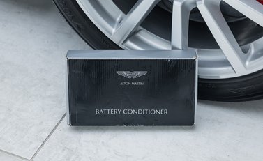 Aston Martin Vanquish S Ultimate 47