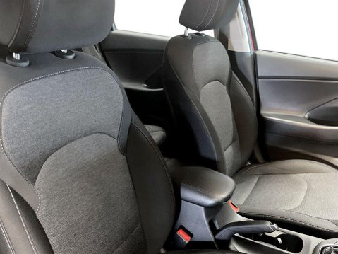 Hyundai i30 1.0 T-GDi MHEV SE Connect Hatchback 5dr Petrol Hybrid DCT Euro 6 (s/s) (120 11