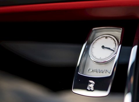 Rolls-Royce Dawn 10
