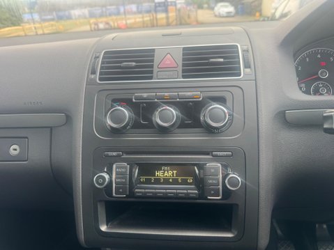 Volkswagen Touran 1.2 TSI BlueMotion Tech S Euro 5 5dr 11