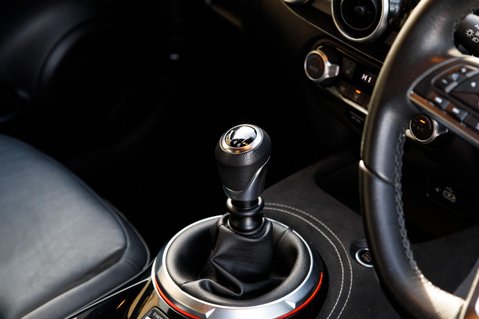 Nissan Juke DIG-T TEKNA PLUS 33