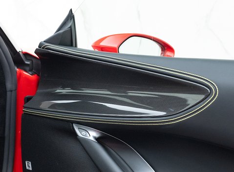 Ferrari SF90 Stradale 21