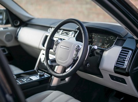 Land Rover Range Rover 4.4 SDV8 Autobiography 11
