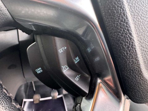 Ford Transit Connect 1.5 240 EcoBlue Limited Panel Van 5dr Diesel Manual L1 Euro 6 (s/s) (100 ps 25