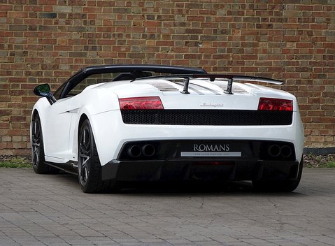 Lamborghini Gallardo LP 570-4 Performante Spyder 15
