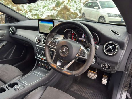 Mercedes-Benz CLA Class 2.1 CLA 220 WhiteArt D Auto 5dr 21