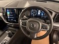 Volvo XC60 2.0 B4 MHEV Momentum Pro Auto AWD Euro 6 (s/s) 5dr 9